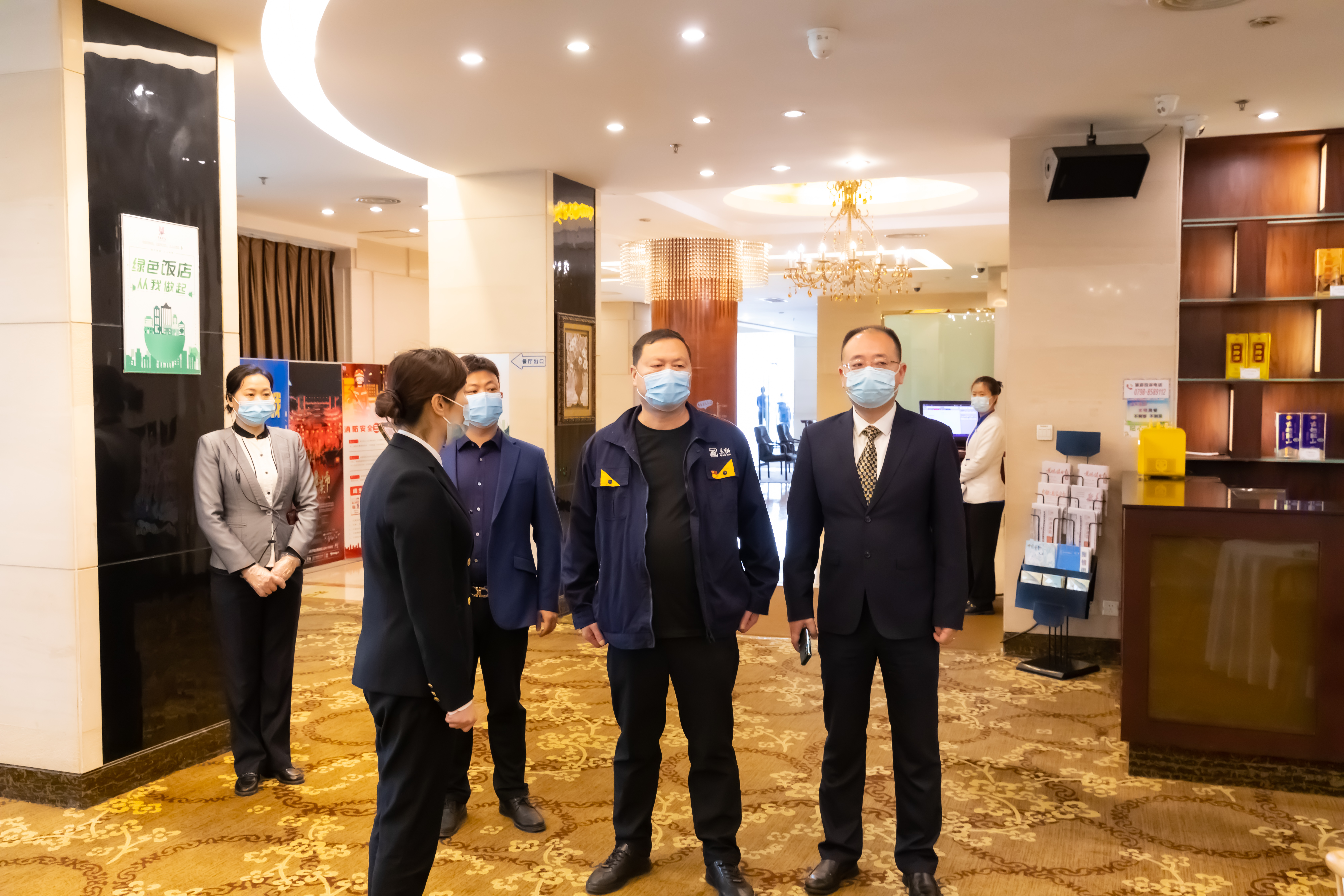 WUH_5244.jpg WUH_5244.jpg