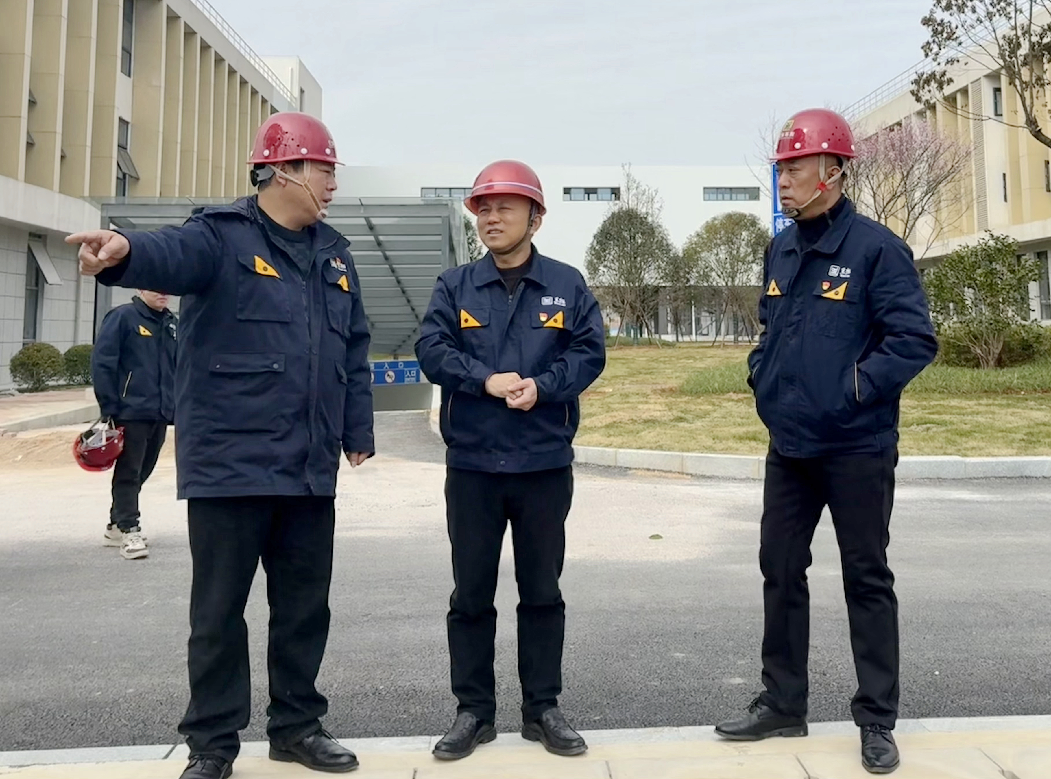 圖1 盛旺喜調(diào)研現(xiàn)場(chǎng).jpg